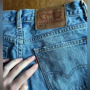 Orange Tag Straight Leg Levi’s 505 Perfectly Worn-in! 25